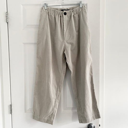 Sofie D'Hoore "Piura" Elasticated Waist Cords in Light Grey, size 38 (fits loose Medium)