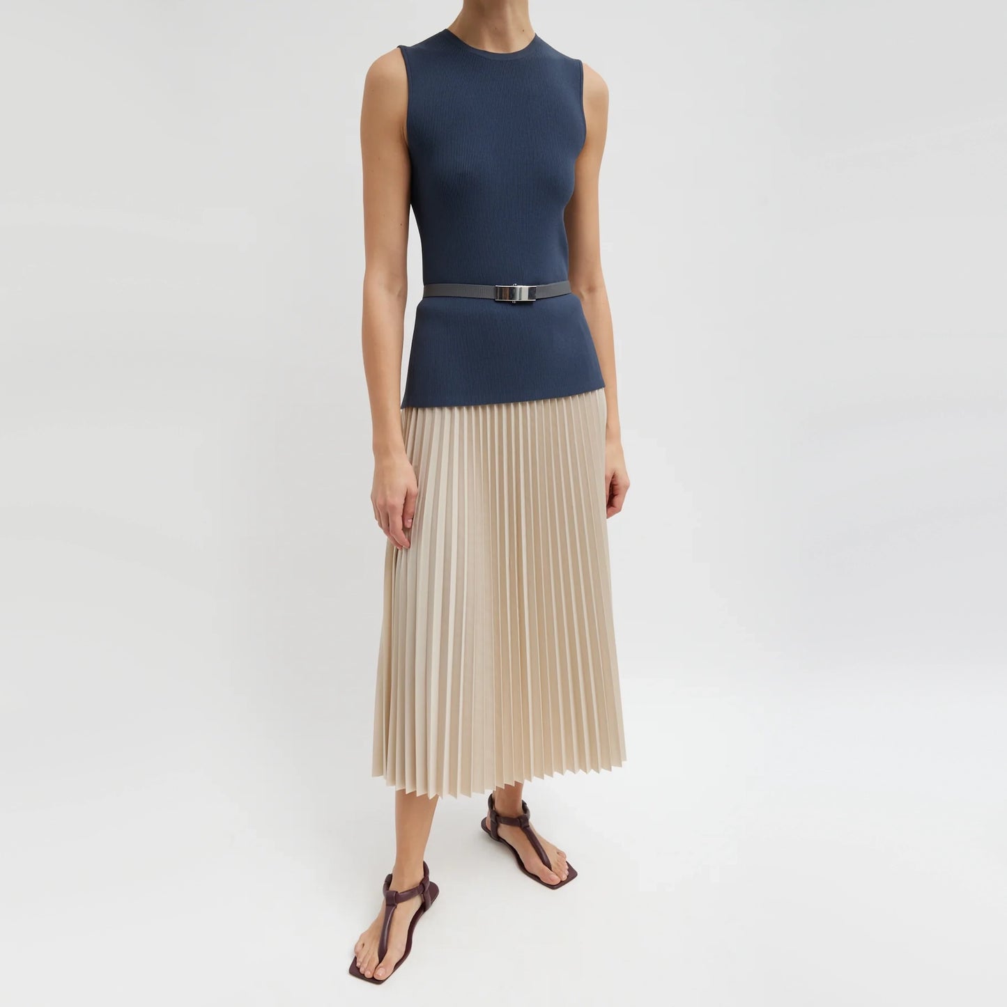 Tibi Italian Sporty Nylon Sunray Pleated Pull On Skirt in Beige, size Large