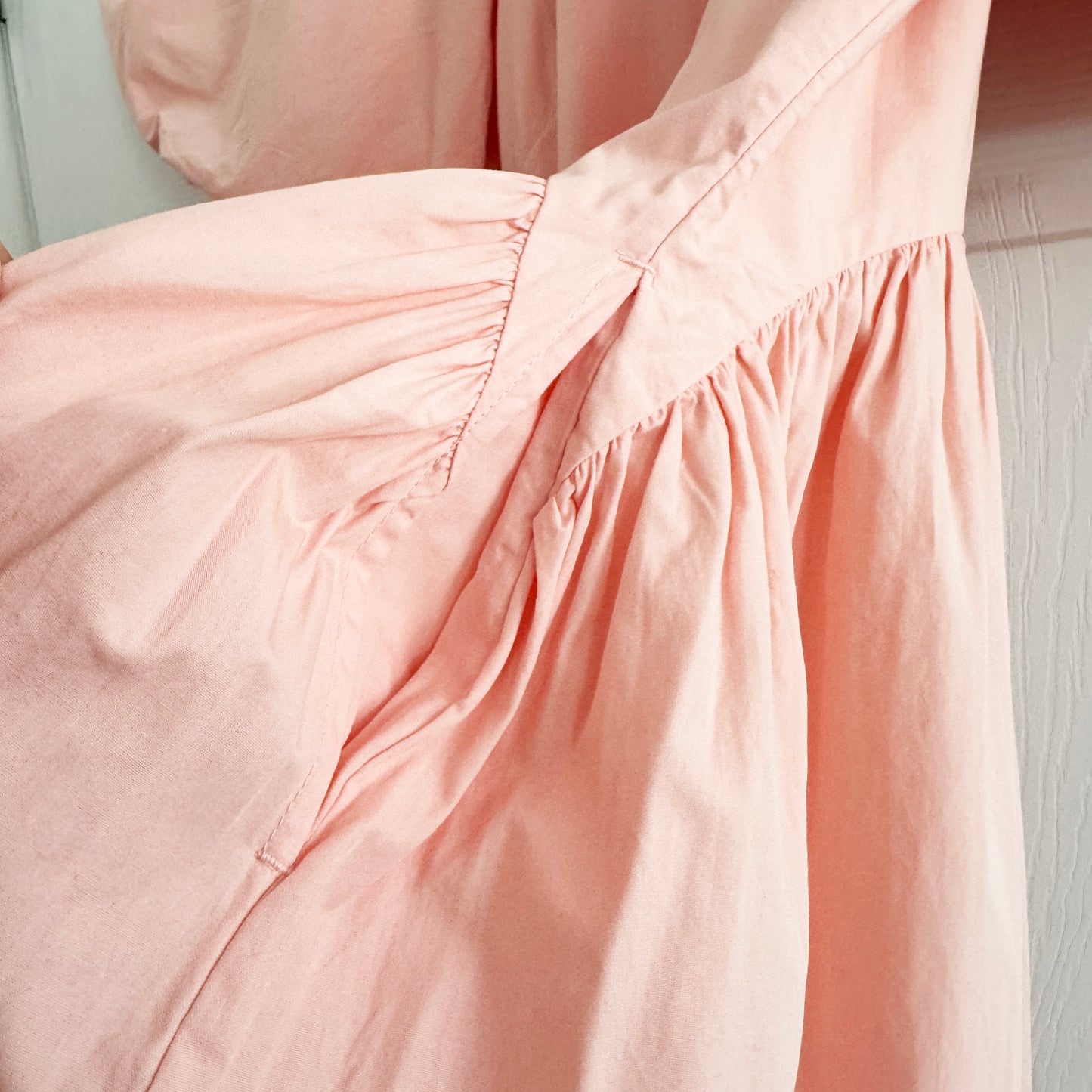 Stine Goya Gathered Raglan Sleeve Midi Dress with Ballerina Embroidery in Pink, size Small