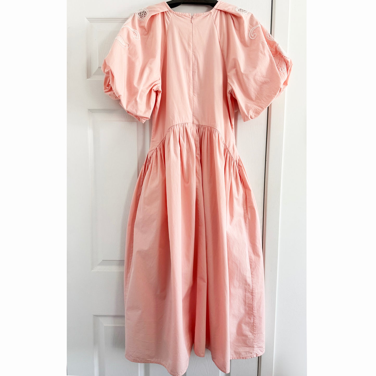 Stine Goya Gathered Raglan Sleeve Midi Dress with Ballerina Embroidery in Pink, size Small