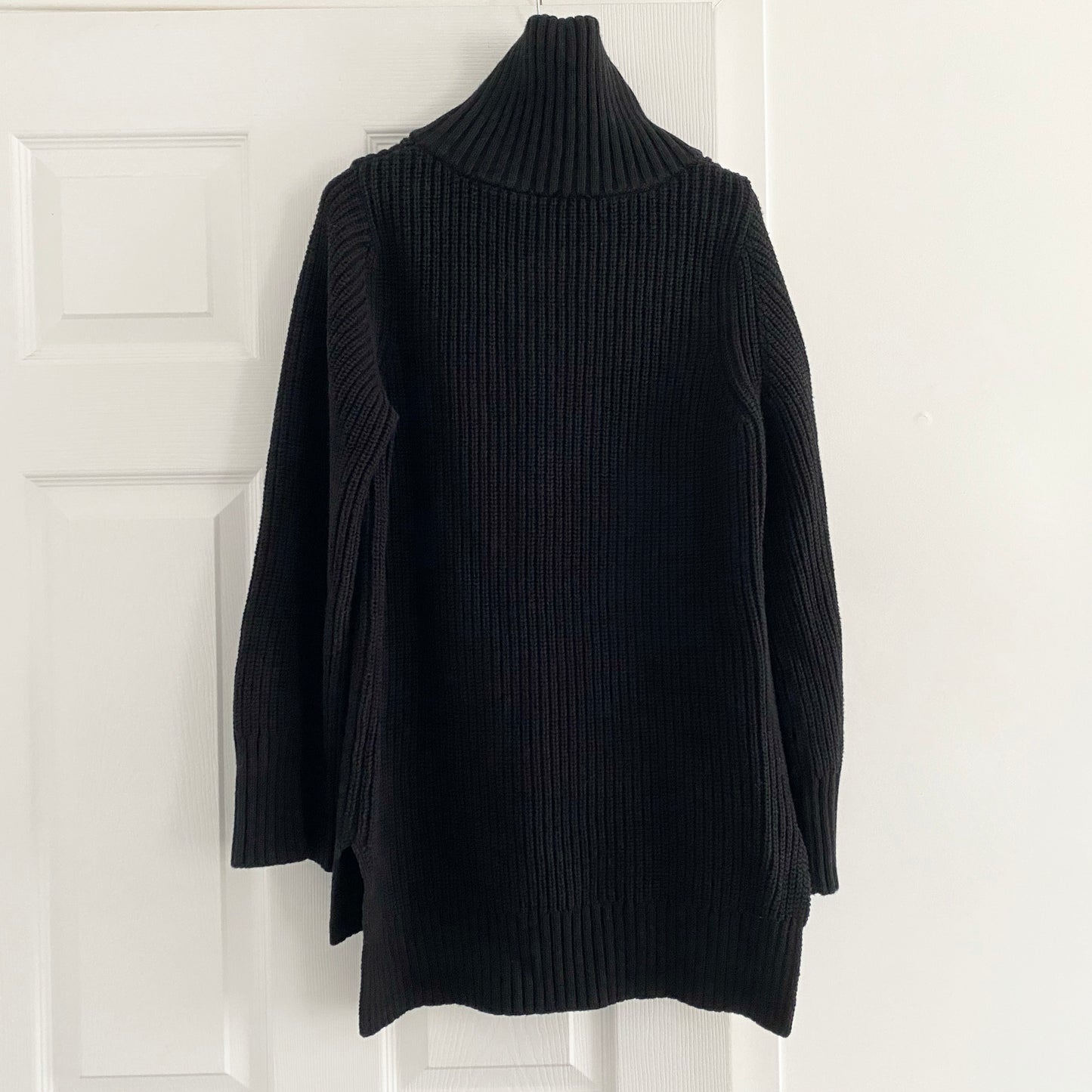 Stylein "Alain" Ribbed Knit Sweater in Black, size XS