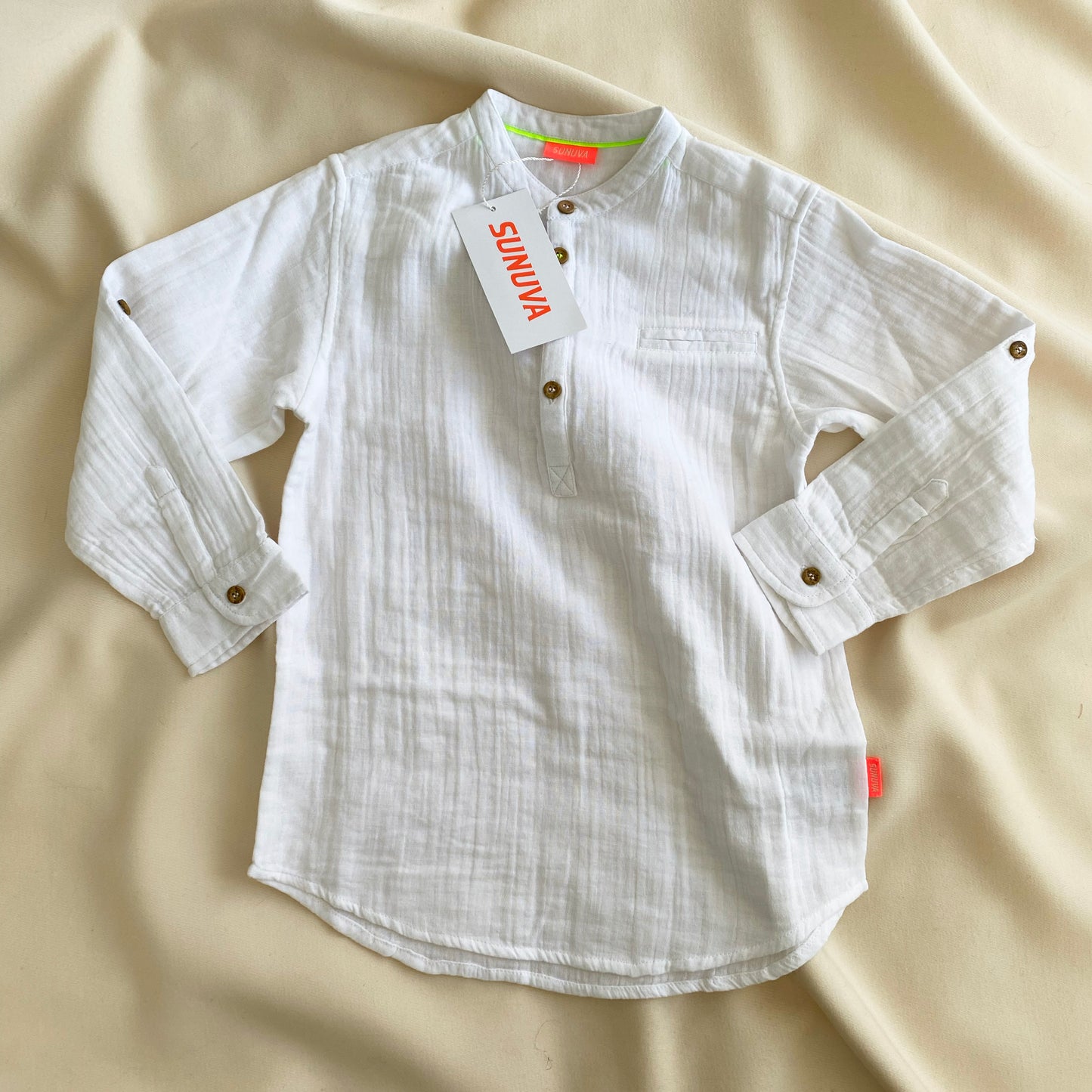 ** KIDS ** Sunuva White Shirt, size 5/6 years