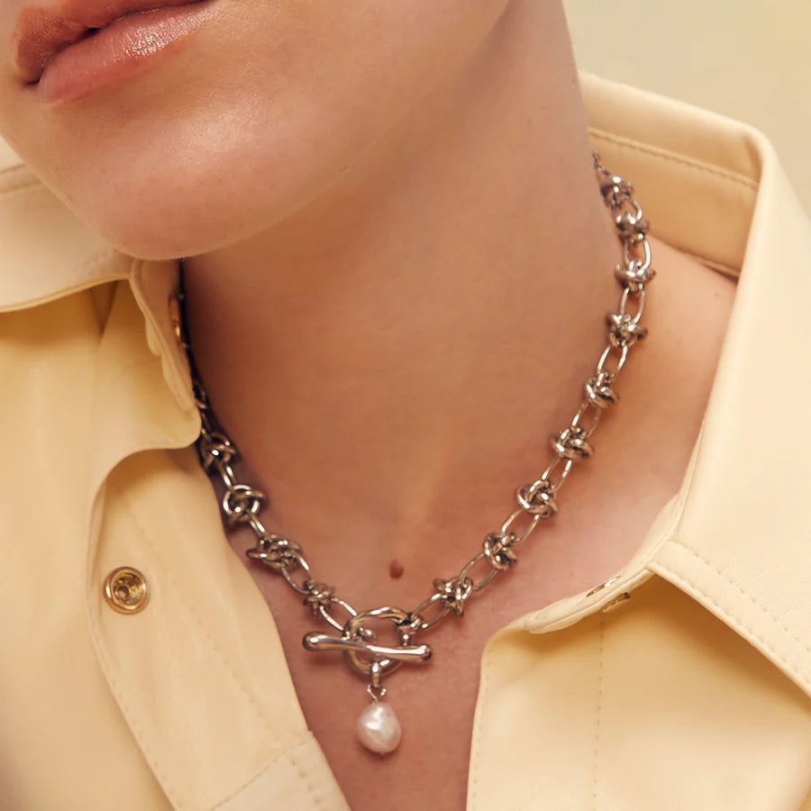 BIKO "Sydney" Collar with Pearl Pendant