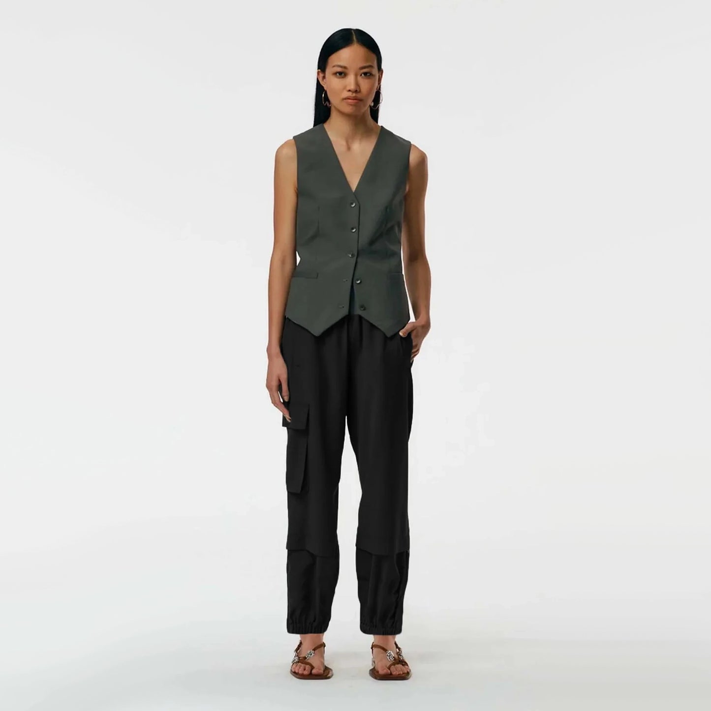 Tibi Tropical Wool "Wilt" Jogger (Longer version) in Black, size Medium