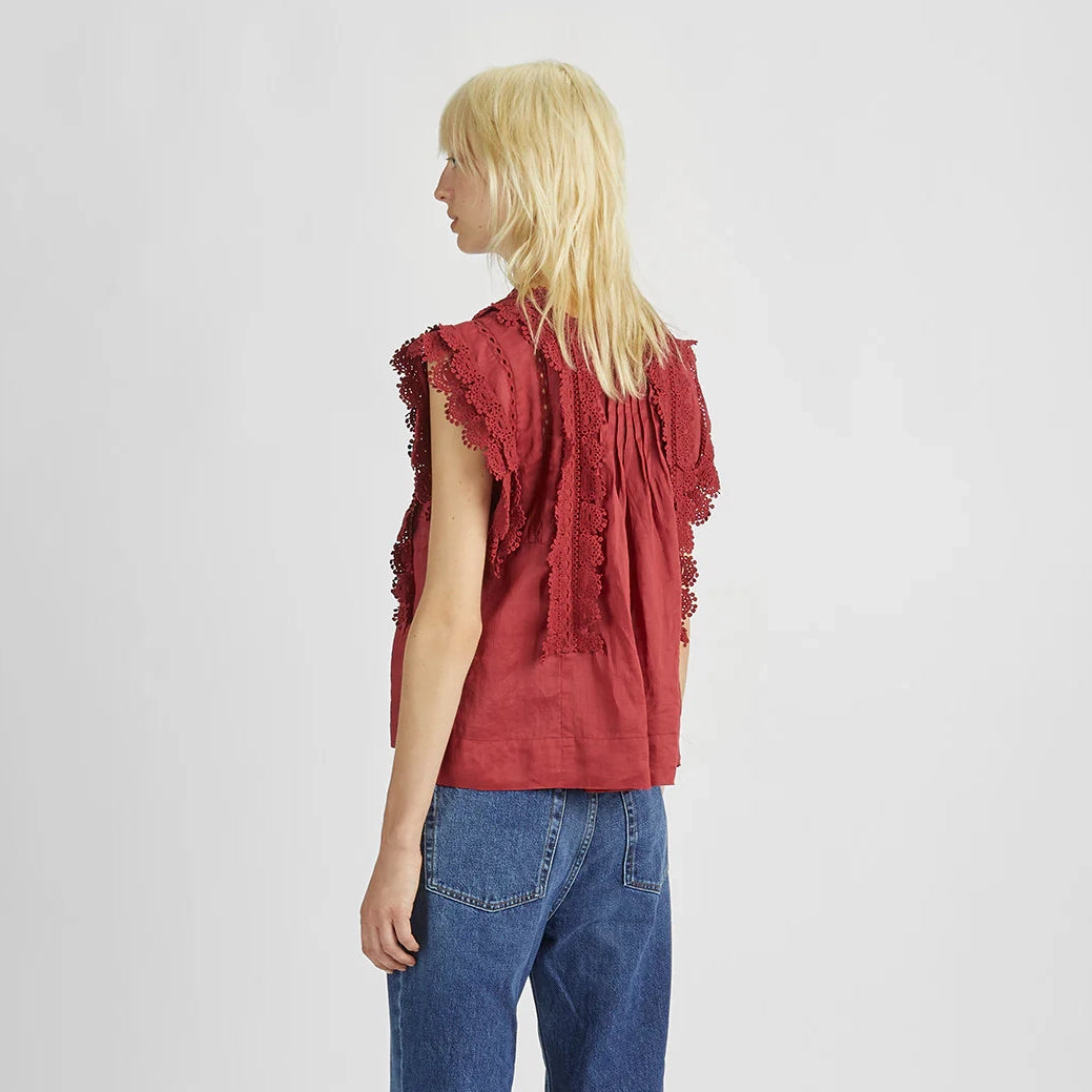 Blouse en lin rouge Isabel Marant avec bordure en crochet, taille 40