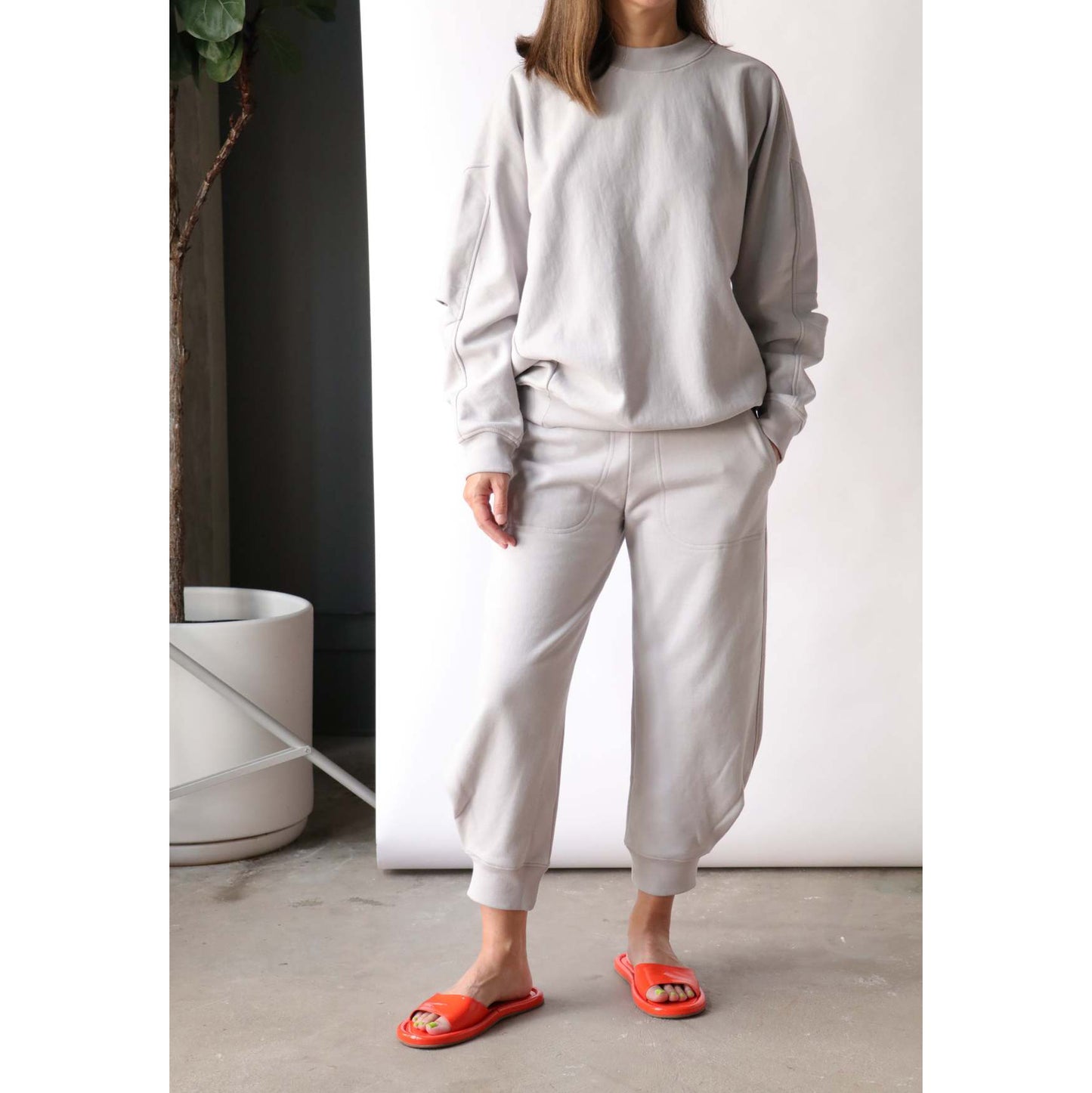 Tibi "Calder" Sweatpant in Greystone, size Small