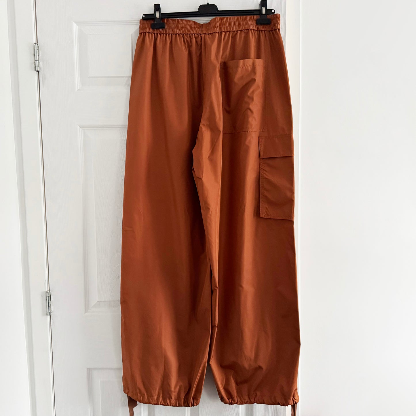 Tibi Italian Sporty Nylon Pull-on Joggers in Sienna, Size Large