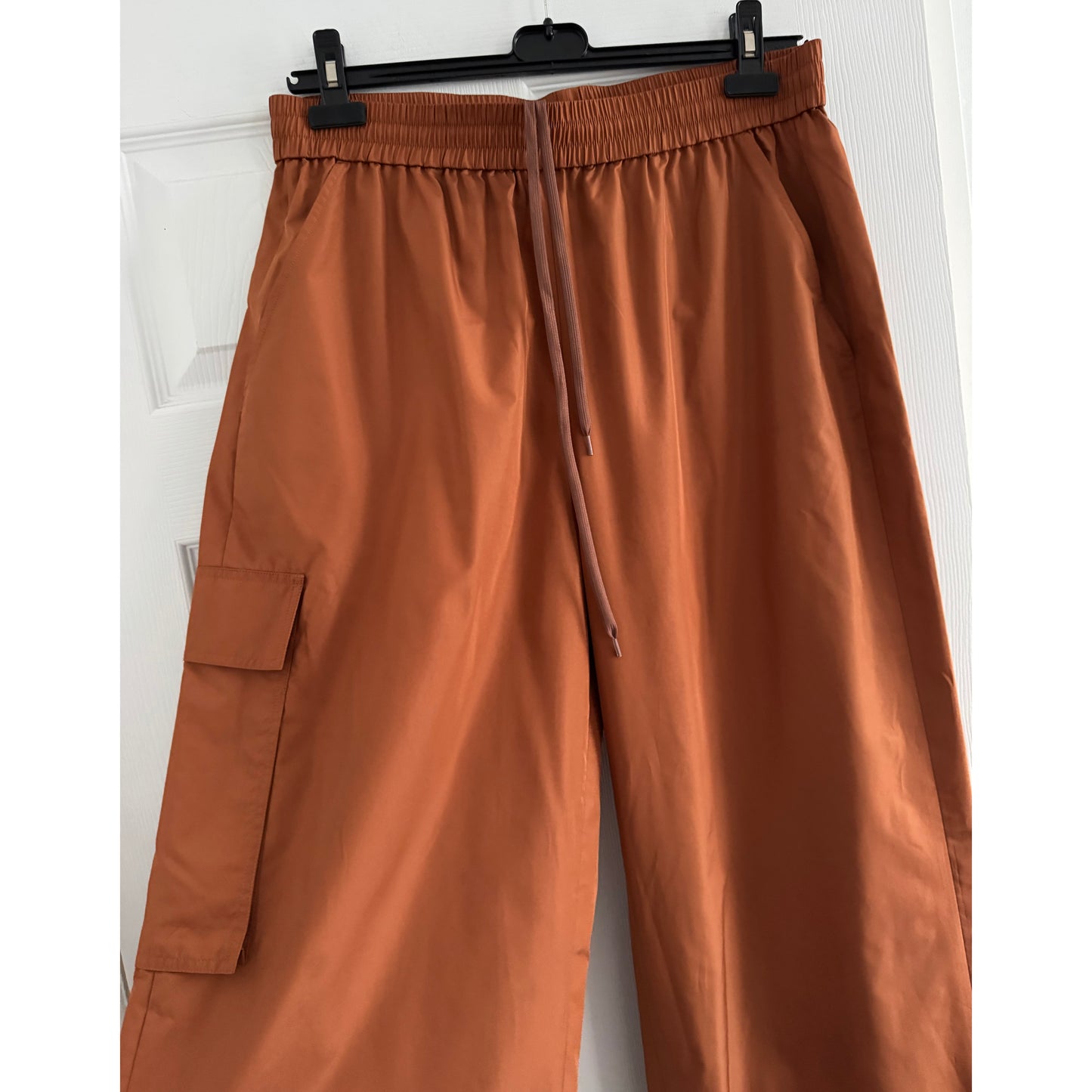 Tibi Italian Sporty Nylon Pull-on Joggers in Sienna, Size Large