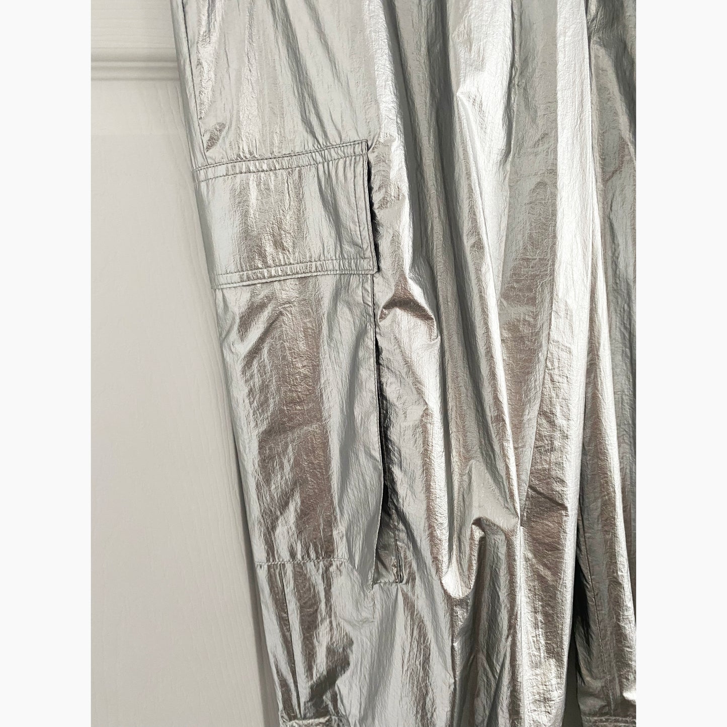 Tibi Silver Metallic Nylon Pull On Wilt Jogger, size Large