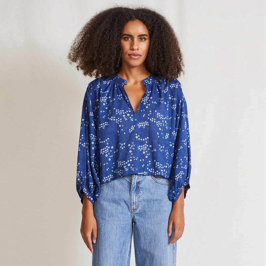 Apiece Apart "Topa" Printed Cotton Blouse in Blue, Size Small