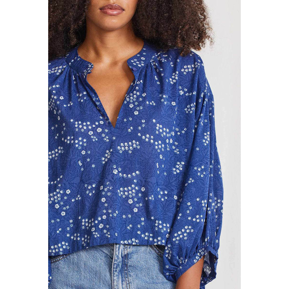 Apiece Apart "Topa" Printed Cotton Blouse in Blue, Size Small