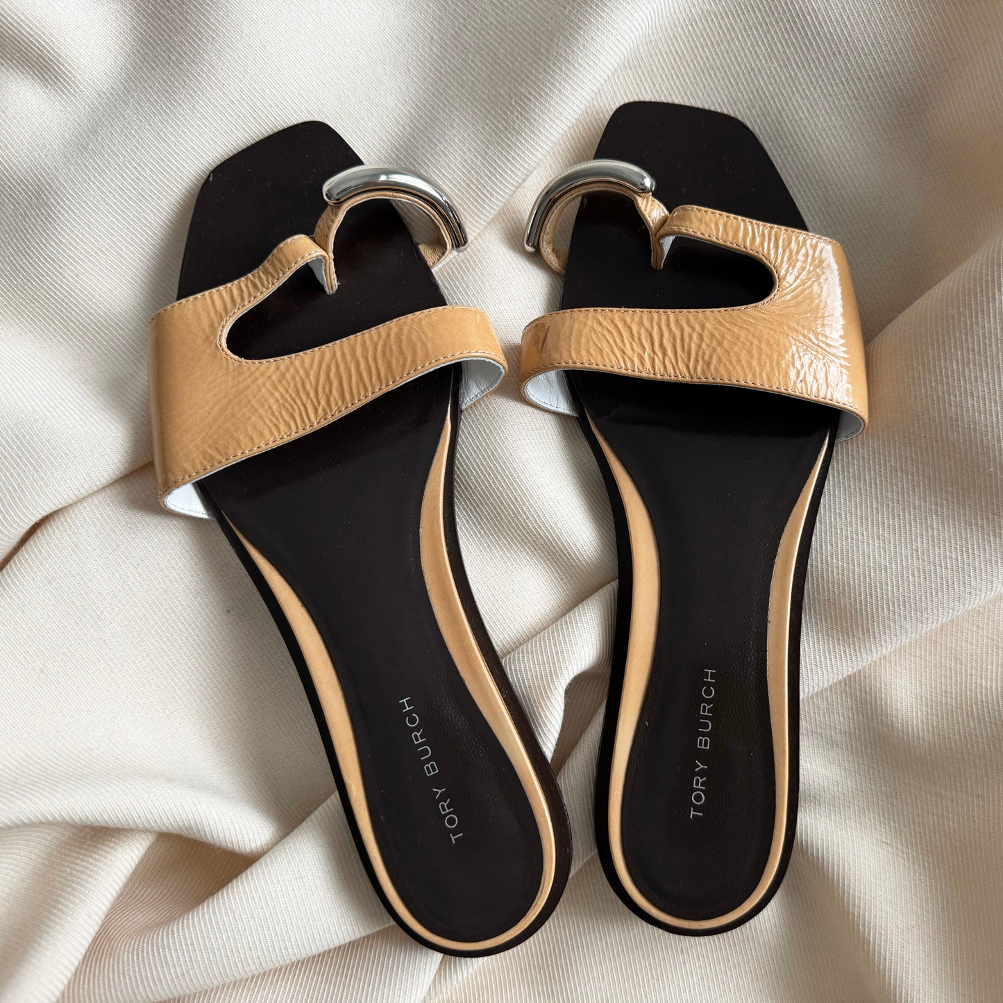 Tory Burch "Pierced" Slides in "Cantucci/Silver", size 7