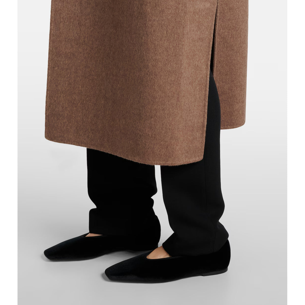 Toteme Signature wool and cashmere coat in "Oak Melange", size Small (fits Medium?)