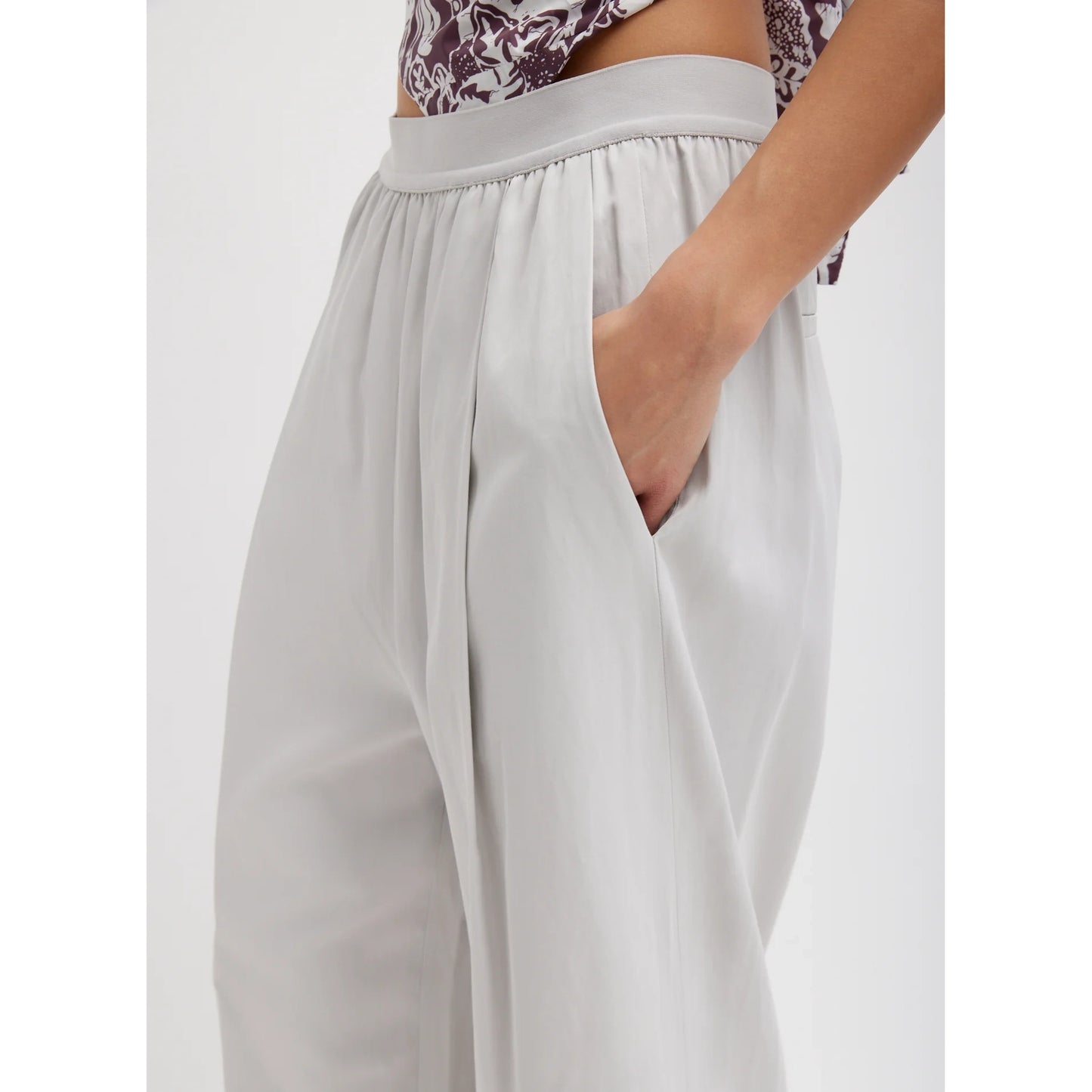 Tibi "Marit" Drapey Suiting Pants in Stone, size XL (fits XL/XXL)