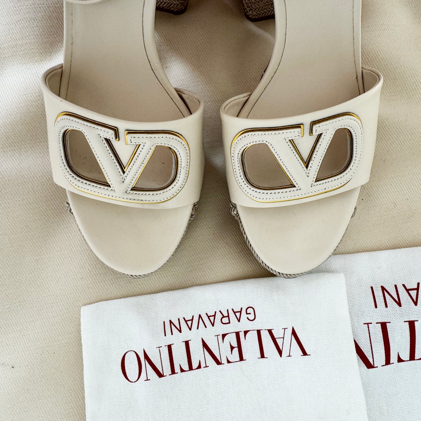 Valentino V-Logo Platform Sandals in Light Ivory/Antique Brass, size 39
