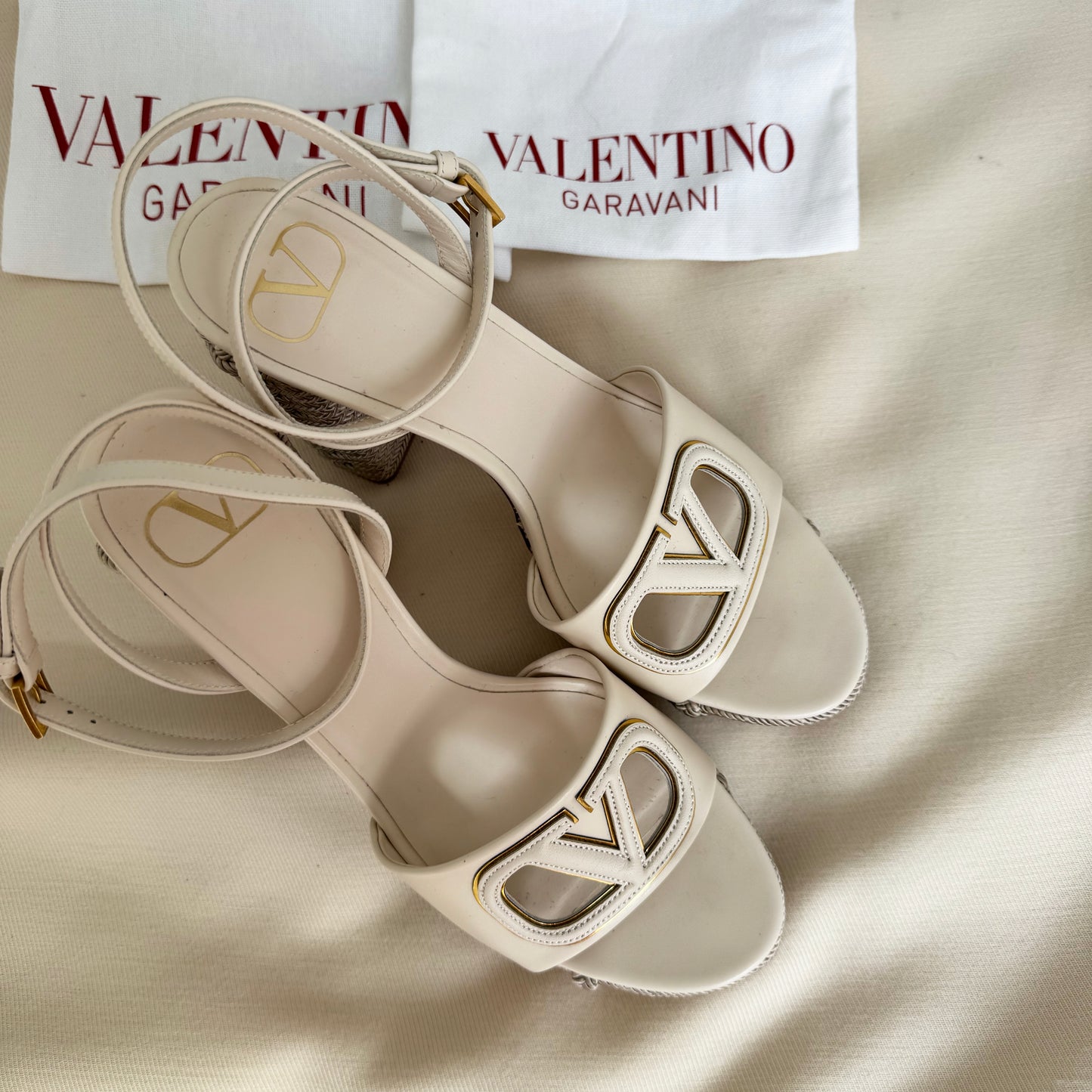 Valentino V-Logo Platform Sandals in Light Ivory/Antique Brass, size 39
