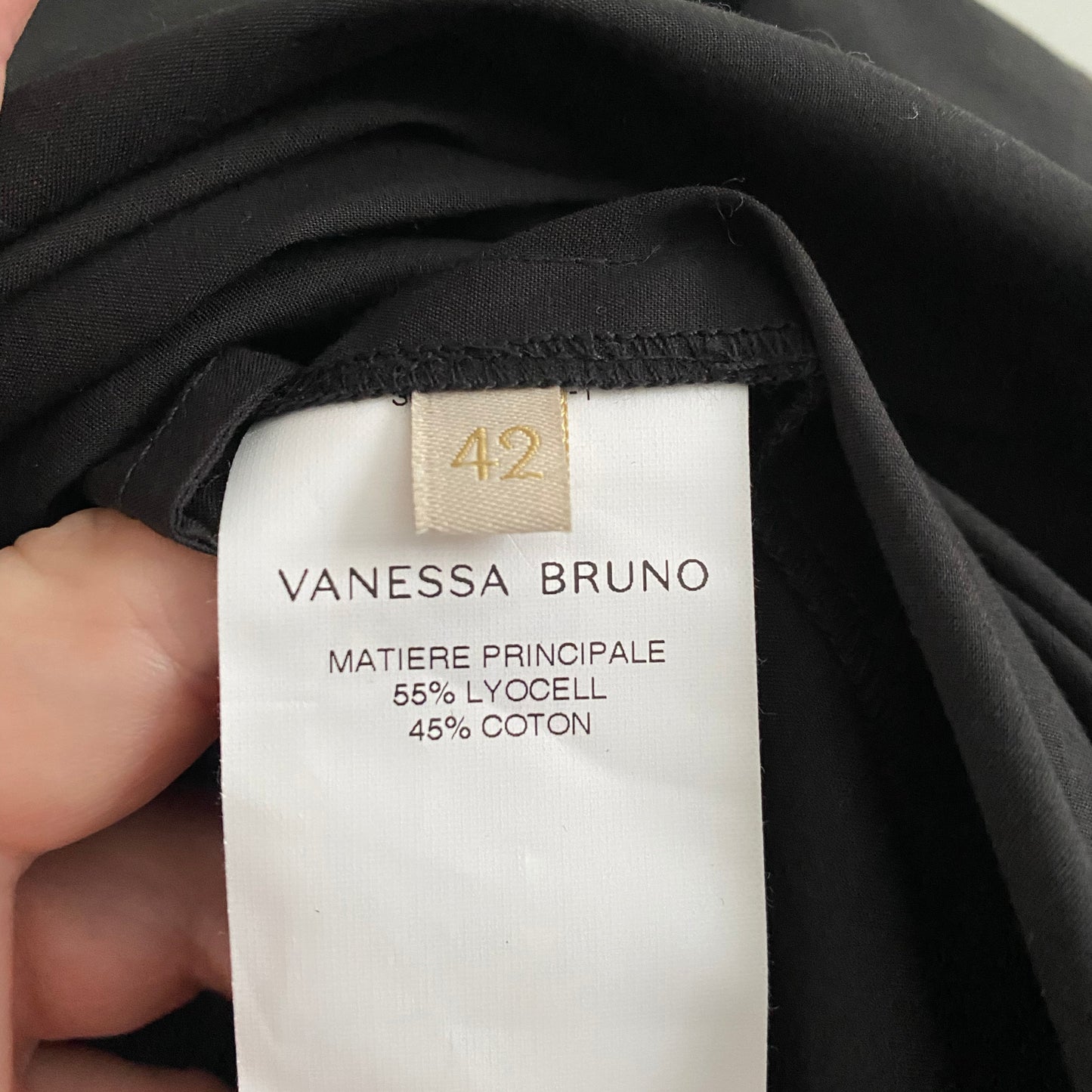 Vanessa Bruno "Astree" Skirt in Black, size 42 (size 10)