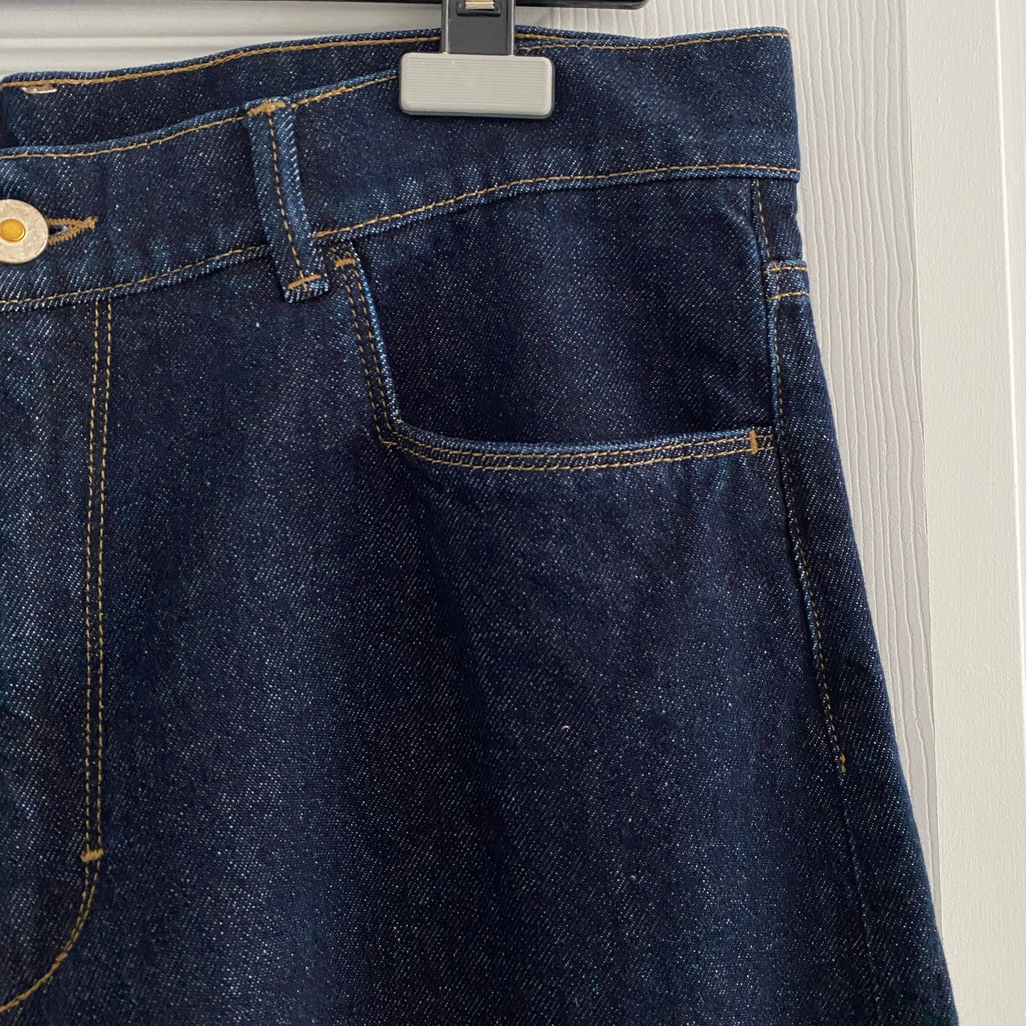 Wandler "Chamomile" Barrel Leg Jeans in Dark Indigo, size 32