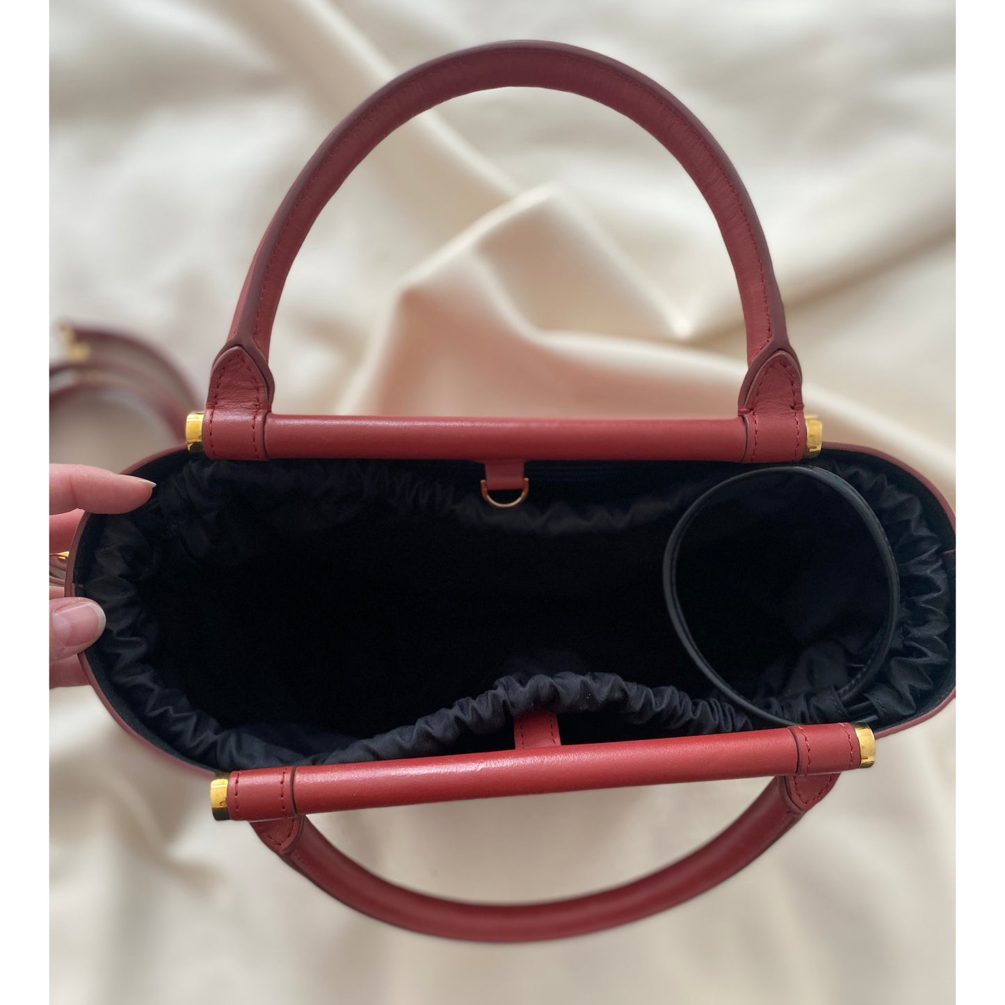 Want Les Essentiels "Munro" Bag in Red