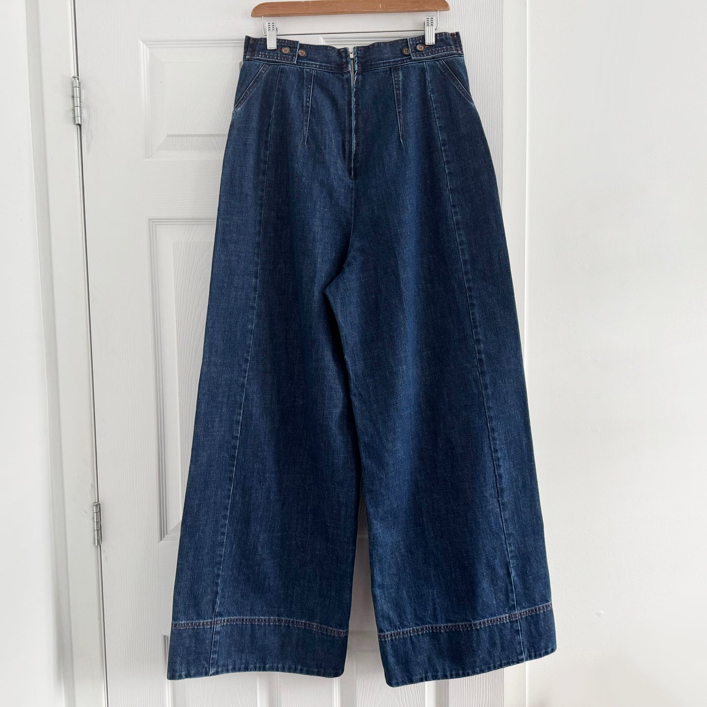 Wiggy Kit "Forward Seam" in Blue, size Large (fits like Medium)