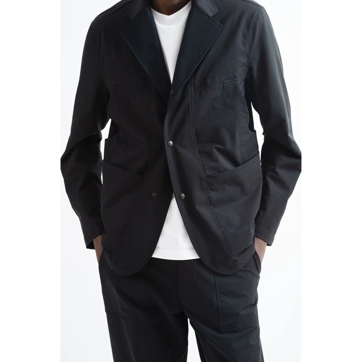Works and Days 2-Way Working Jacket in Black, size Large