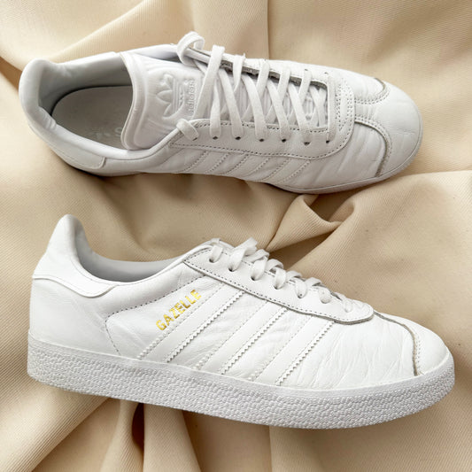Adidas Gazelle Sneaker in White, size 7 mens/8.5 womens