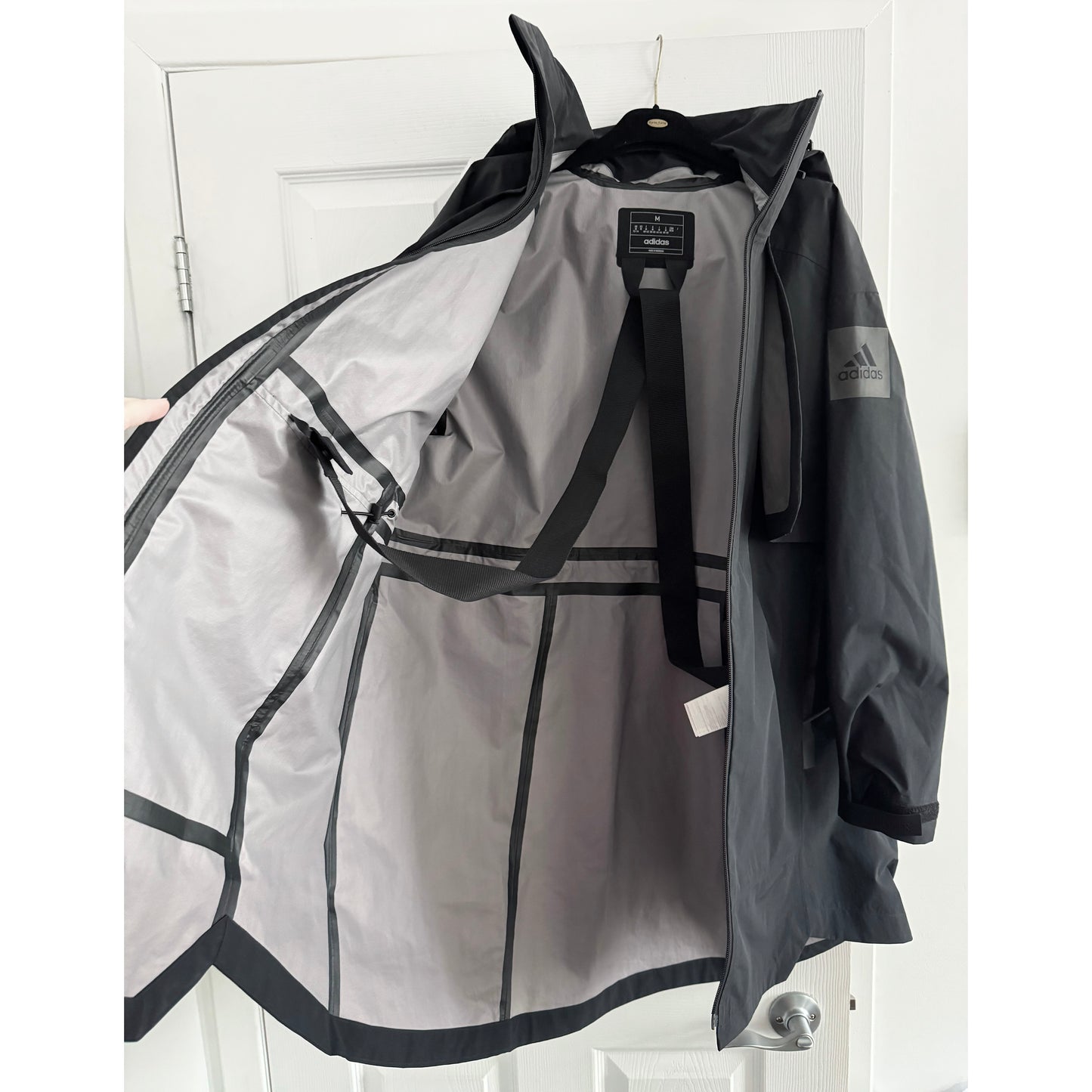 Adidas MyShelter "Rain.Rdy" Rain Jacket in Black, size Medium