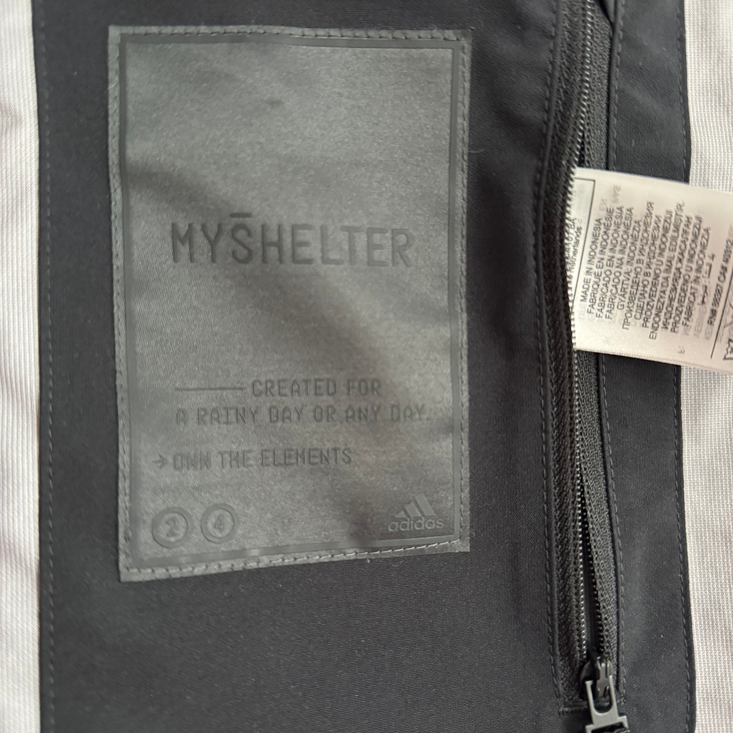 Adidas MyShelter "Rain.Rdy" Rain Jacket in Black, size Medium