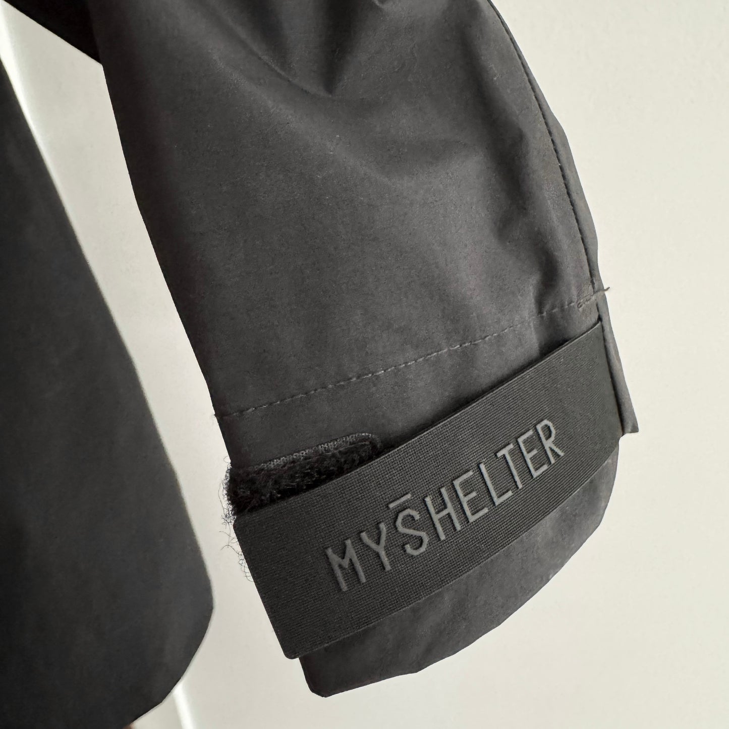 Adidas MyShelter "Rain.Rdy" Rain Jacket in Black, size Medium