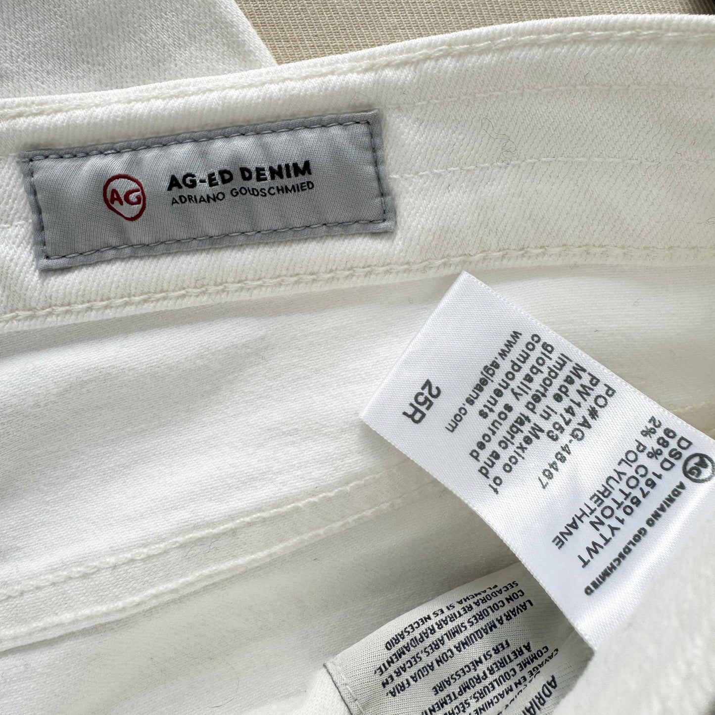 AG "Ex-Boyfriend Slim" Slouchy Jeans in White, size 25