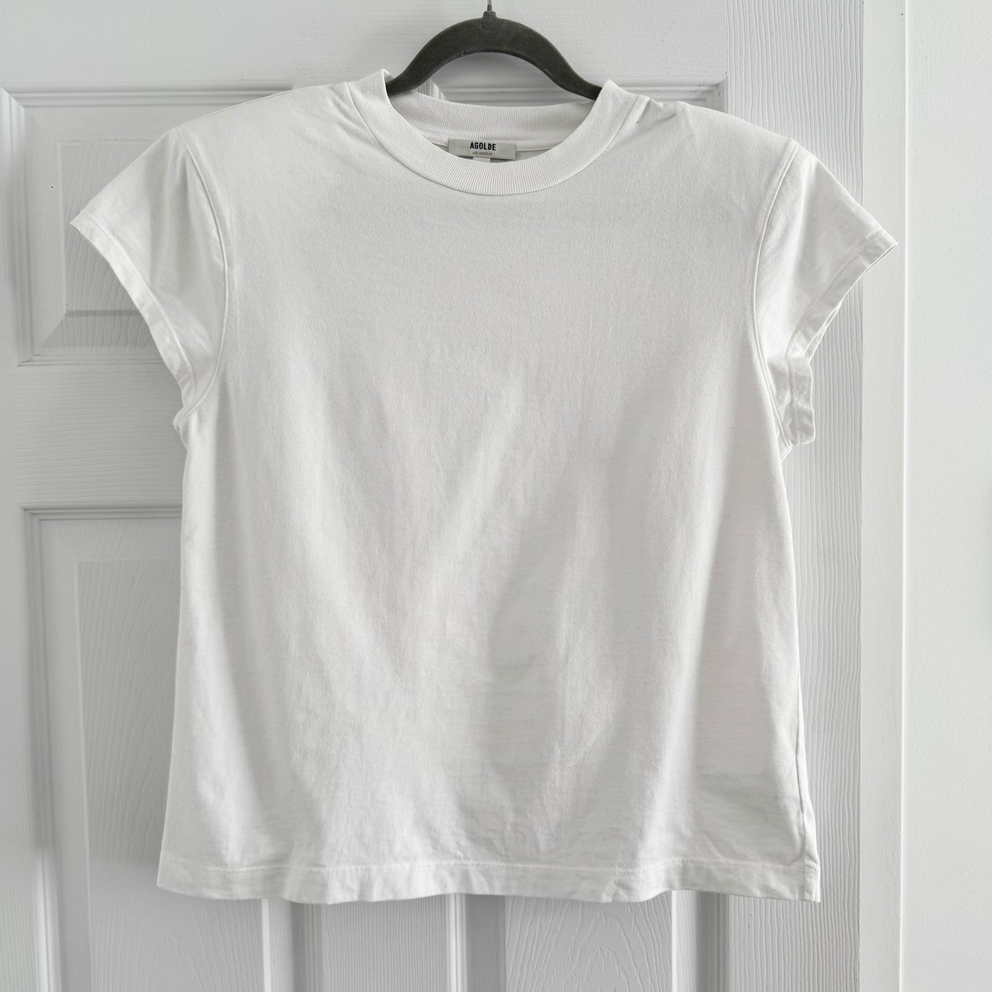 AGOLDE "Bryce" T-Shirt in White, size Medium.