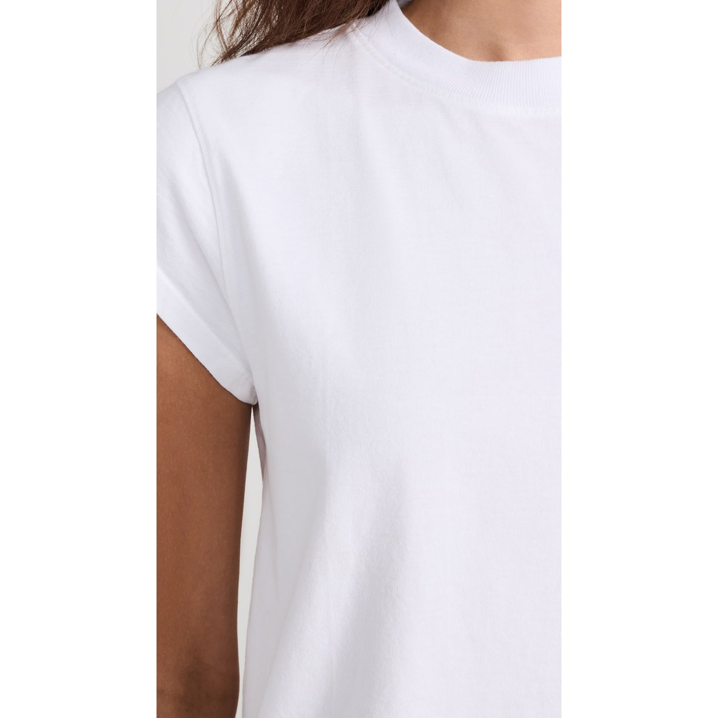 AGOLDE "Bryce" T-Shirt in White, size Medium.