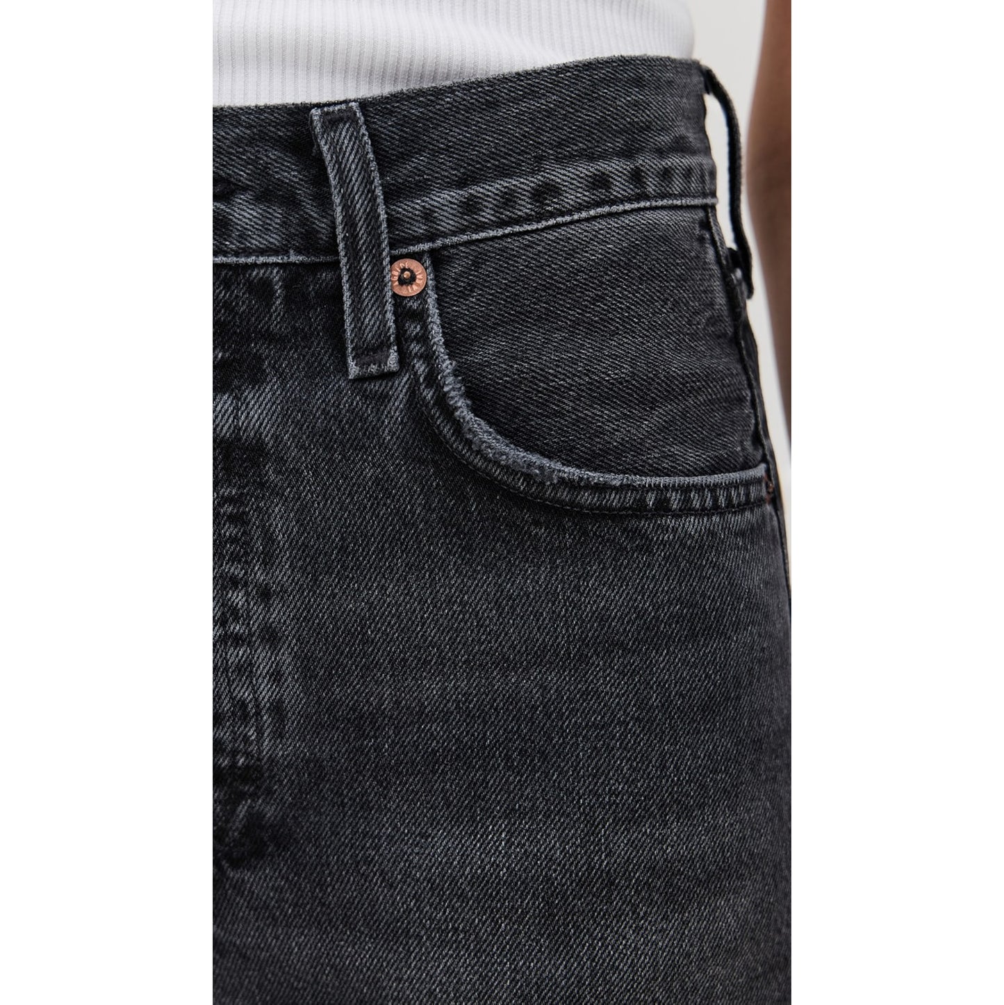 AGOLDE "Ren" Jean in "Arcane" Black, size 26