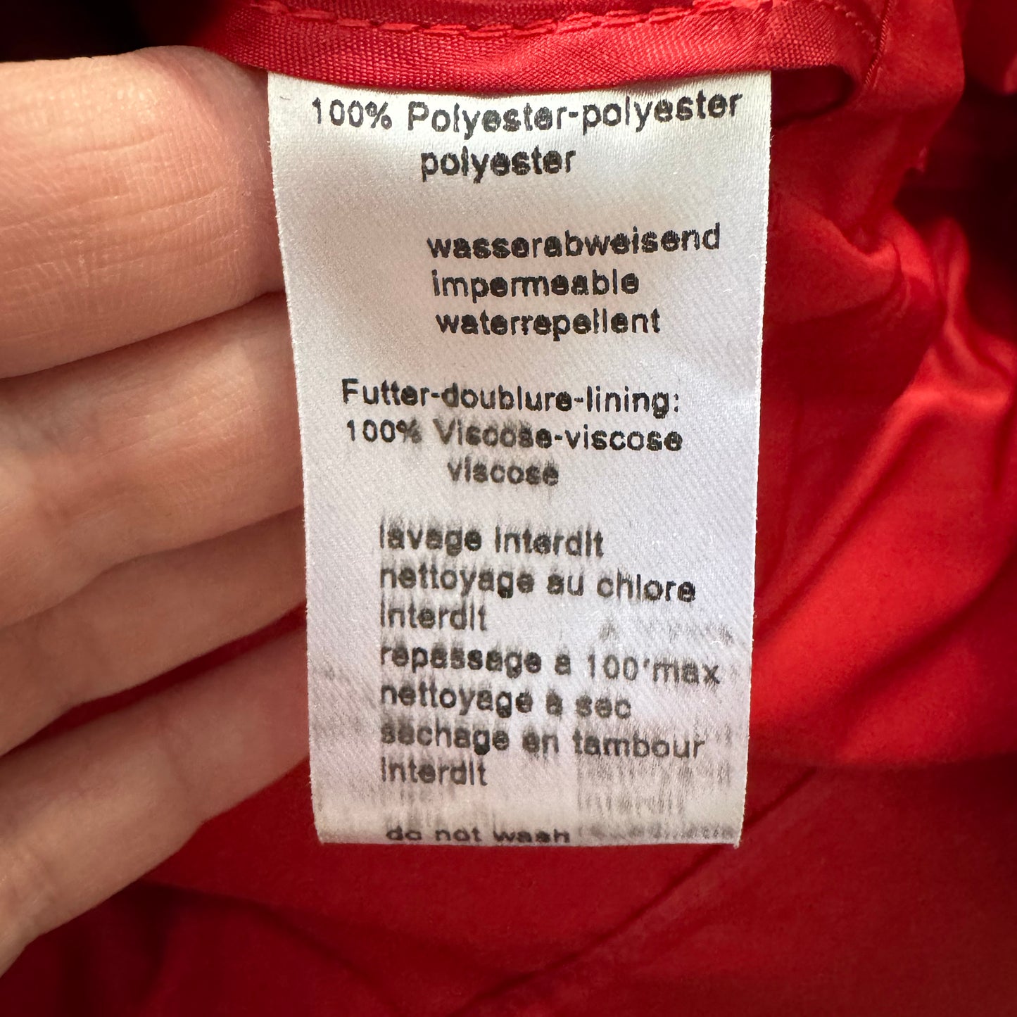 Akris Punto Red Flared Rain Jacket, size 8 (fits 6/8)