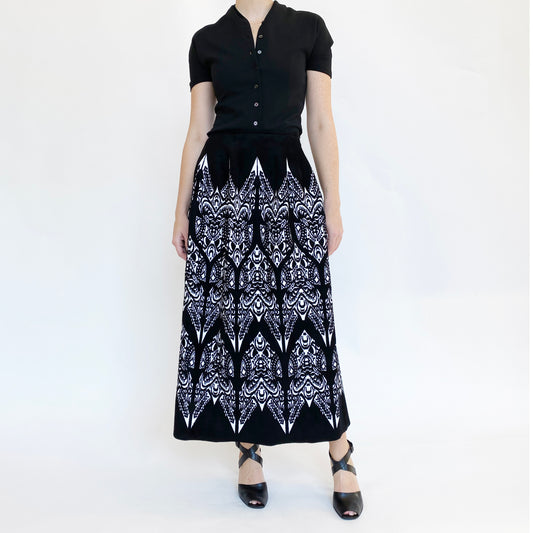Alaia Black Lace Print Skirt, size 38 (fits size Small)
