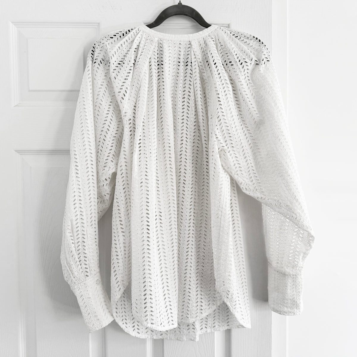 A.L.C. Nomad Cotton Eyelet Top in White, size 8 (fits more like size 10)