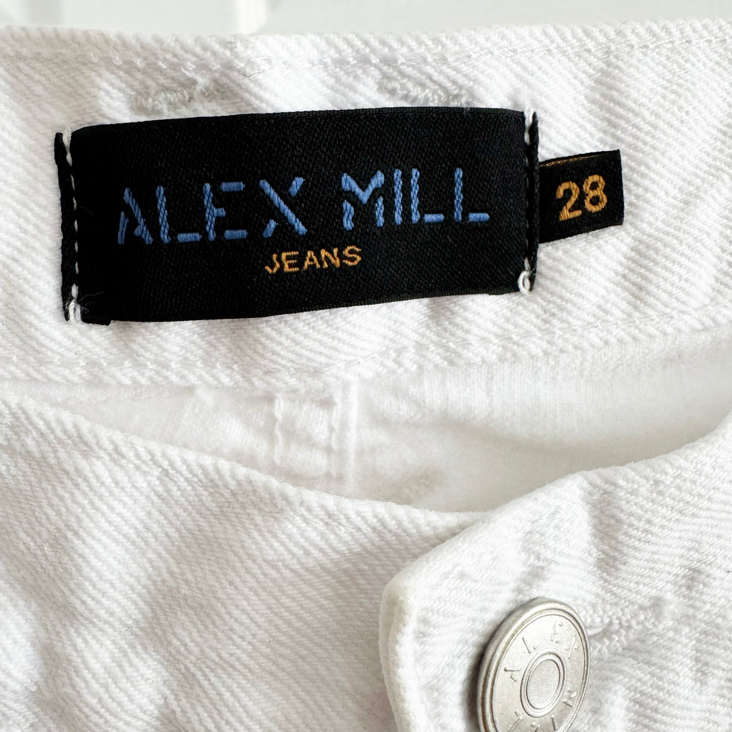 Alex Mill "Jane" Mid Rise Straight Jean in "Shiro" White Wash, size 28 (fits 27/28)
