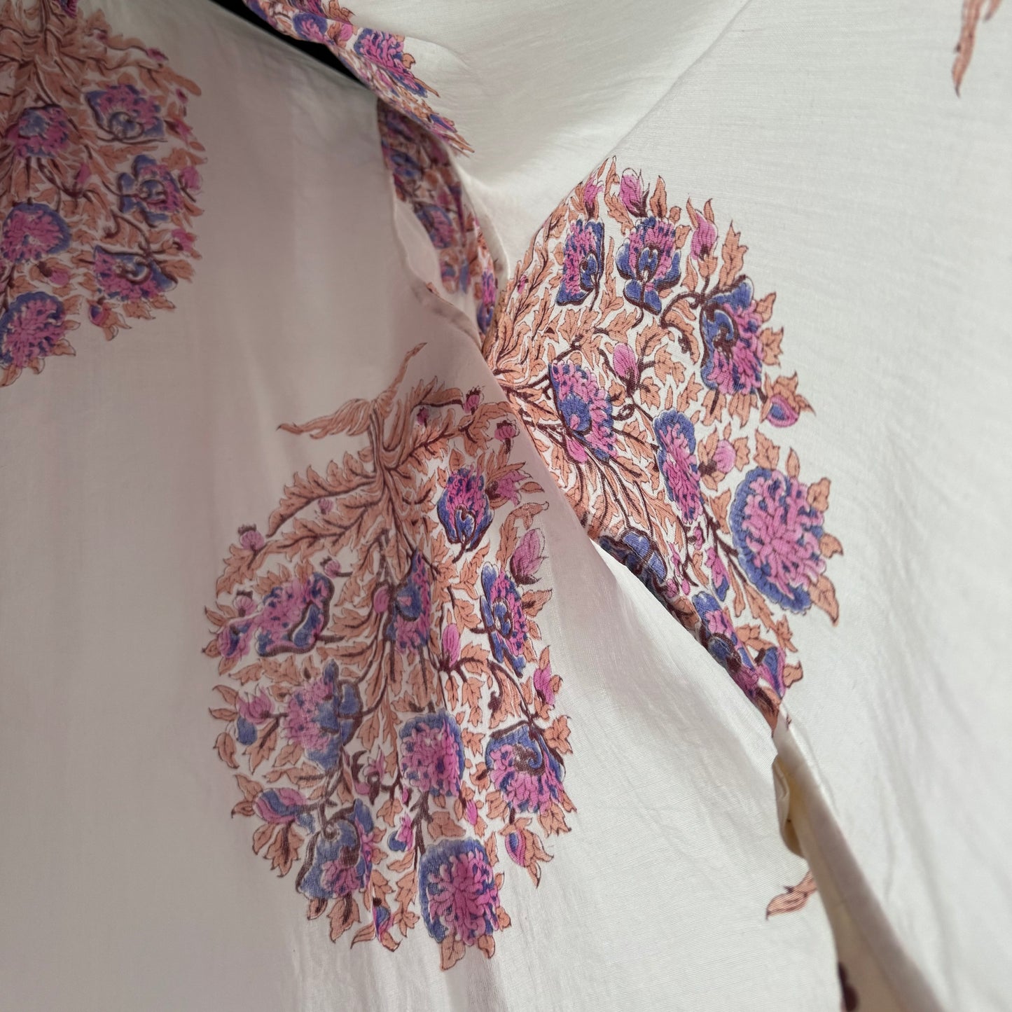 Alix of Bohemia "Annabel" Blouse in Fig Flower Print, size Small
