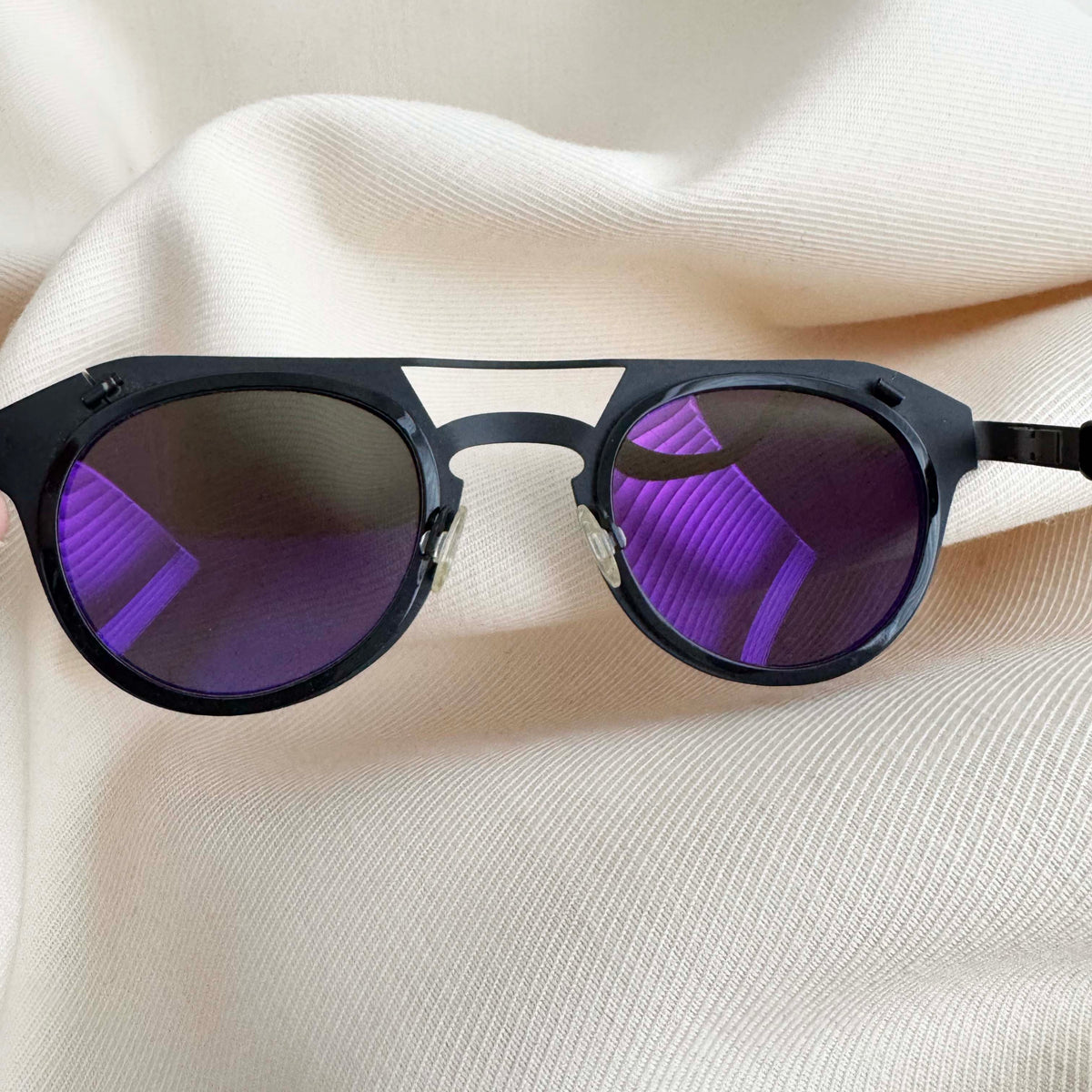 Anne et Valentin "SHERMAN" Aviator Sunglasses in Black/Grey