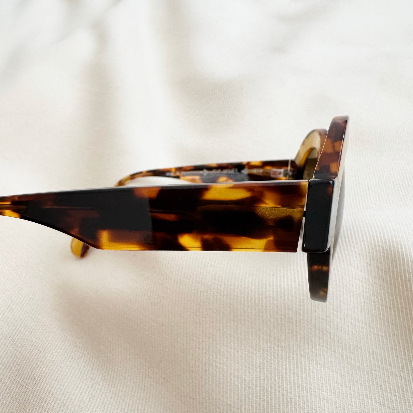 Anne & Valentin "She Moves" Sunglasses