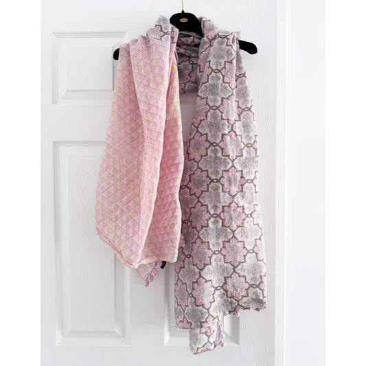Antik Batik "Vili" Pareo Scarf in Lilac