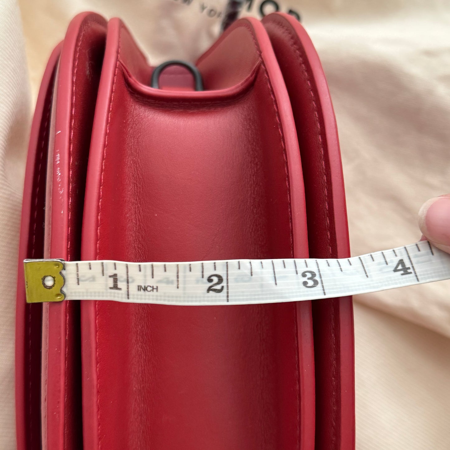 Apede Mod 1.9 Crescent Bag in Red