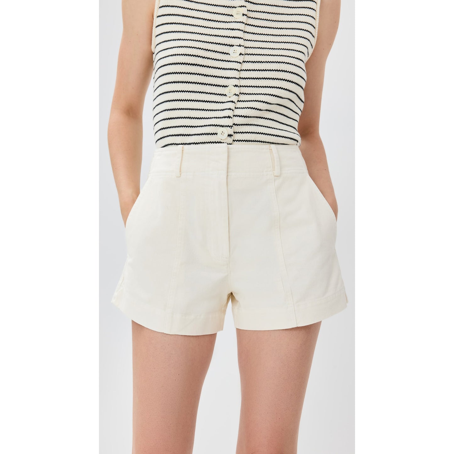 Apiece Apart "Veras" Shorts in Ivory, size 8