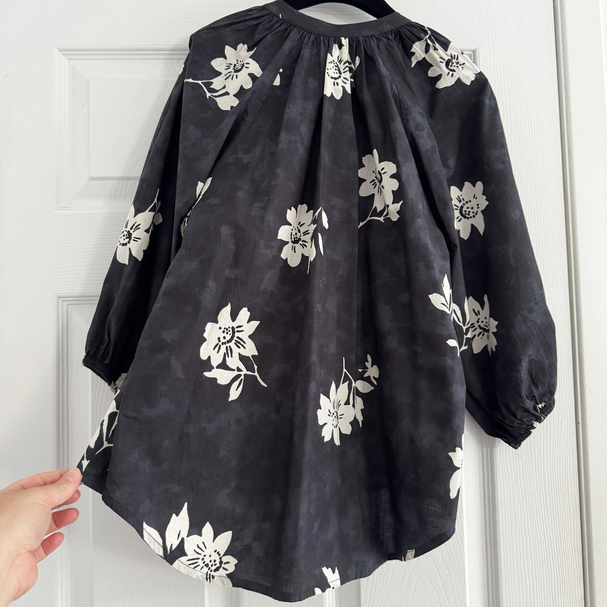 Apiece Apart "Mitte" Floral Print Top in Black/Blue/Ivory, size XS