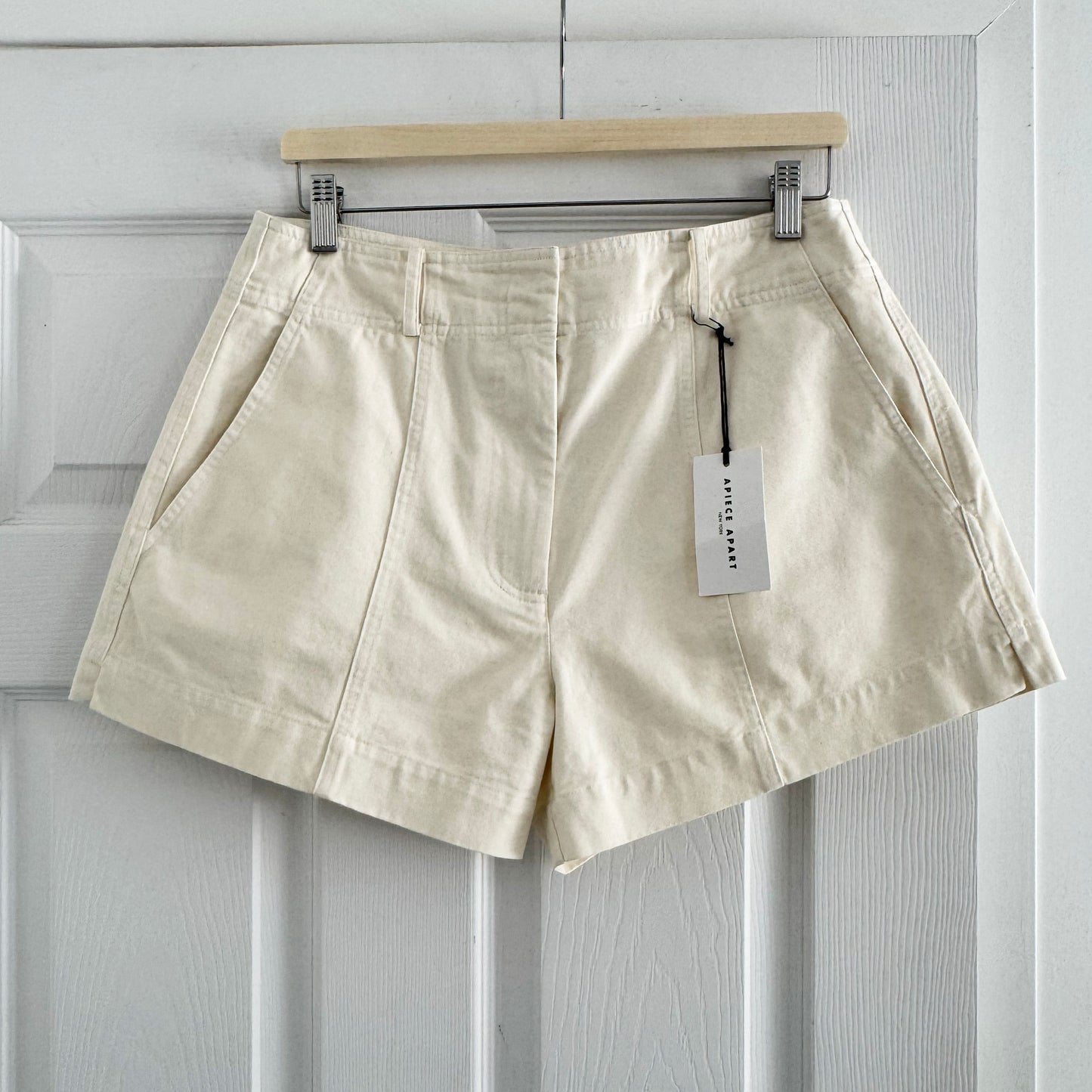 Apiece Apart "Veras" Shorts in Ivory, size 8