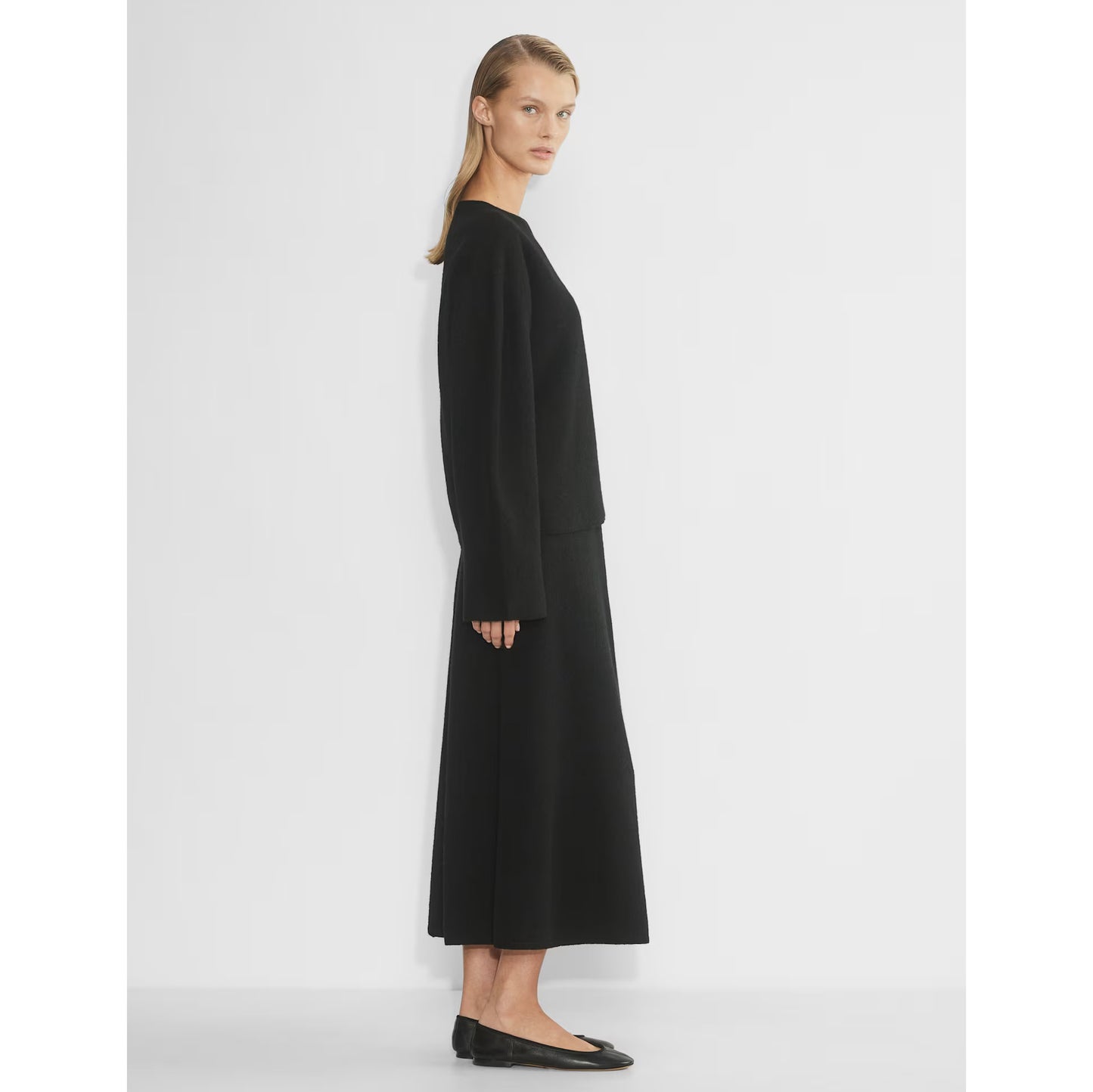 The Group (Aritzia) "Neutra" Wool Sweater in Black, size Small (Fits S/M)