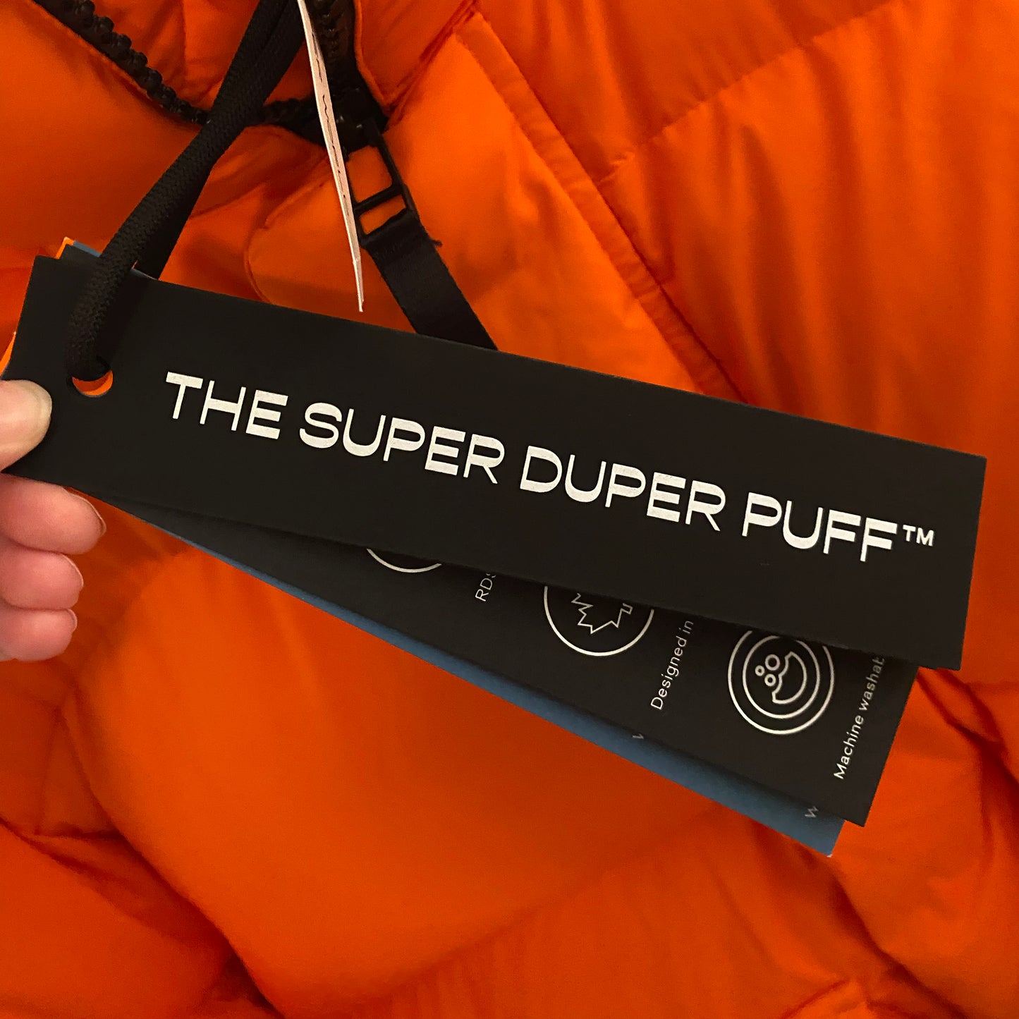 Aritzia Superpuff "Super World" in Mandarin Orange, size "2" (Medium)