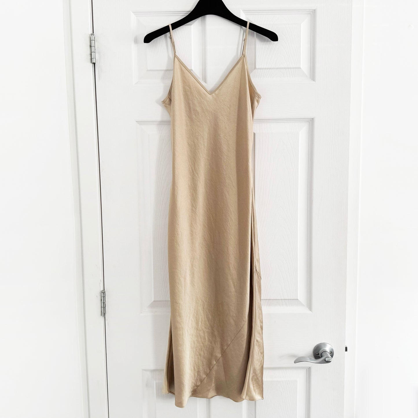 Wilfred Satiny Slip Dress in Beige, size XS