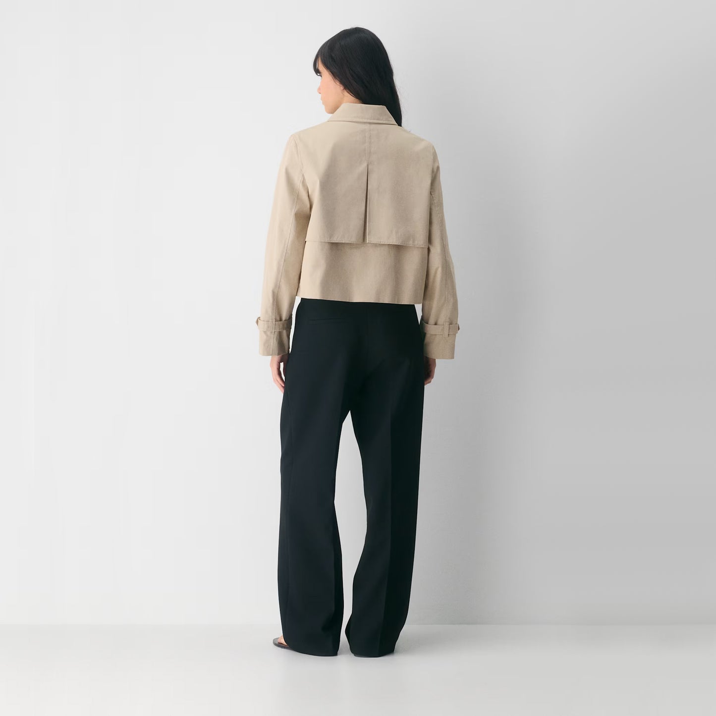 Babaton "Esquire" Short Trench Coat in Beige, size Small