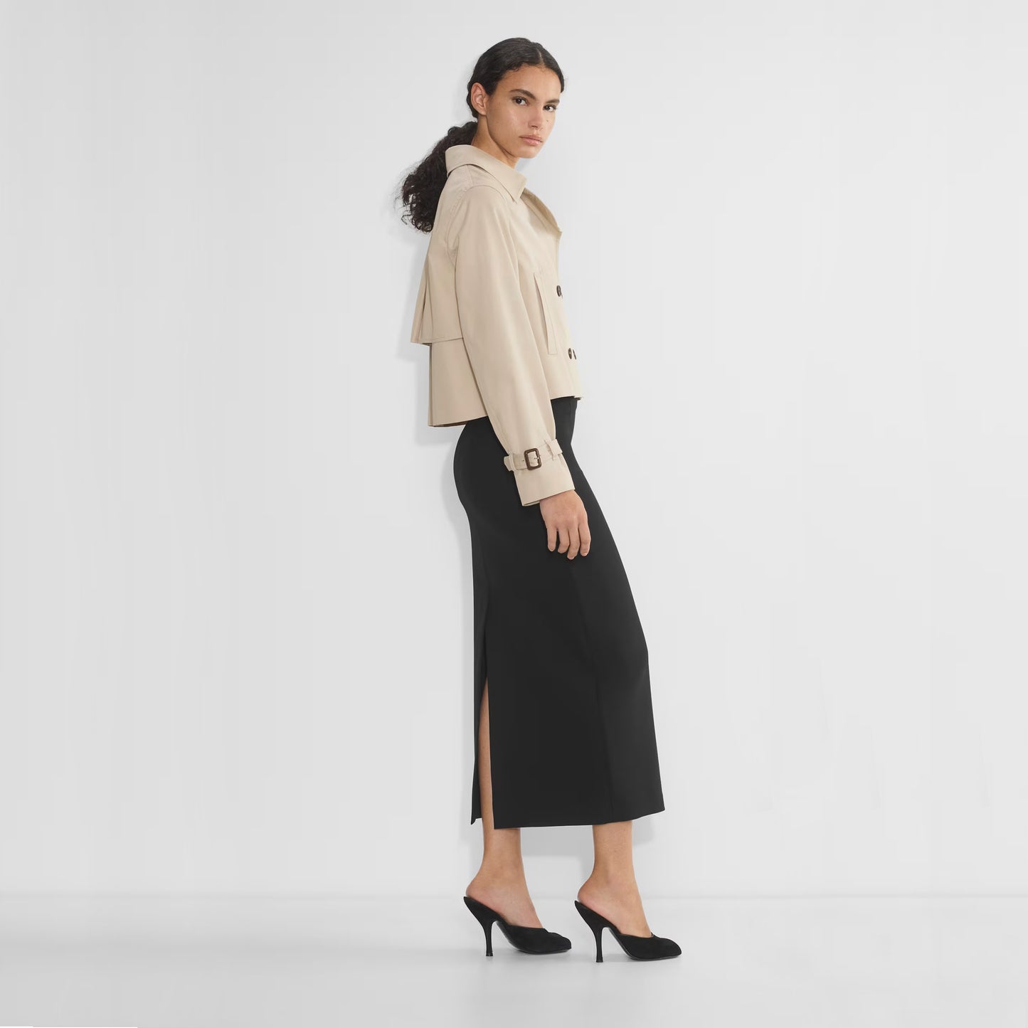 Babaton "Esquire" Short Trench Coat in Beige, size Small